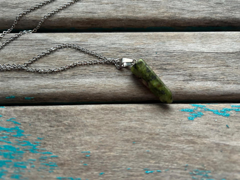 Green and Pink Stone Pendant Necklace