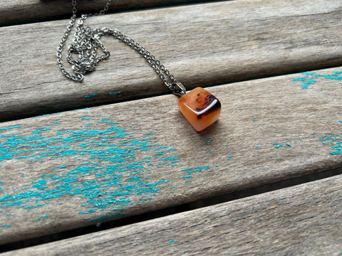 Marbled Orange/White Stone Pendant Necklace