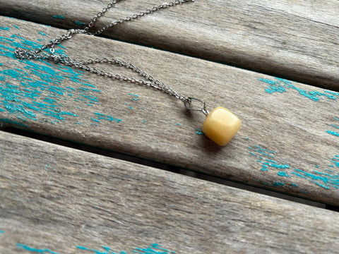 Yellow Stone Pendant Necklace